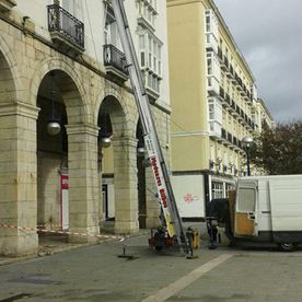  Mudanzas Bilbao escalera para mudanza